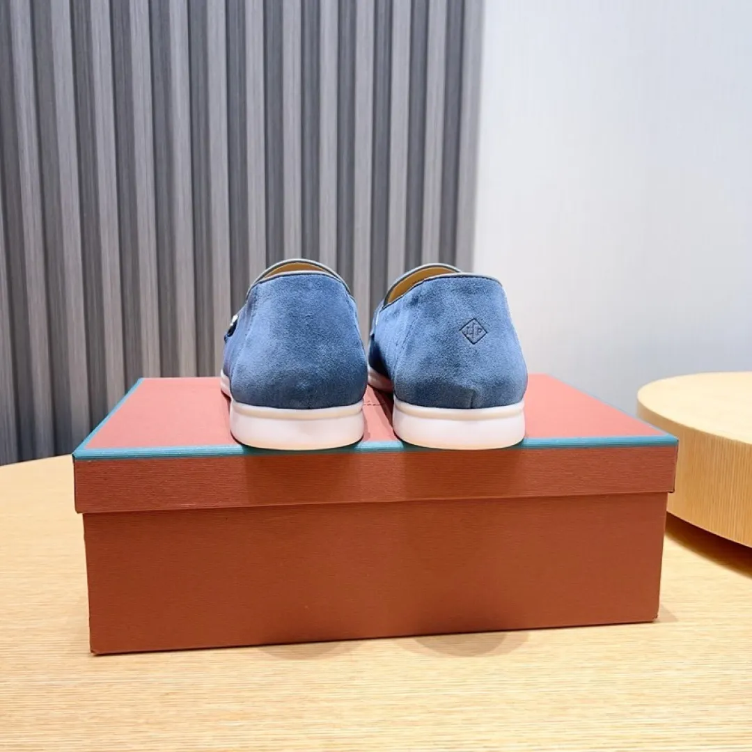 Men's Men's Shoes💰Men's Shoes💰440💰[loro piana] Couple's Style - The new moccasins are made of water-repellent treated suede uppers with rubber soles, a classic. The complex craftsmanship and meticulous structure make the shoes light and soft, allowing you to walk comfortably and freely. Perfect for wearing at the beach or out in the water during the summer. Women’s size: 35-40 Men’s size: 38-45